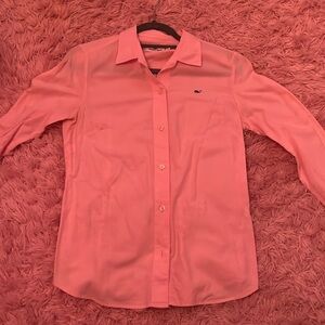 Vineyard Vines button down shirt (women’s)